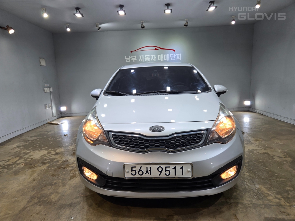 KIA All New Pride 4Door 1.4 MPI