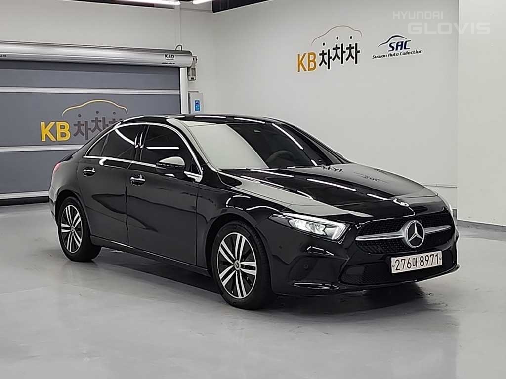 BENZ A-Class (4th Generation) A220 Sedan