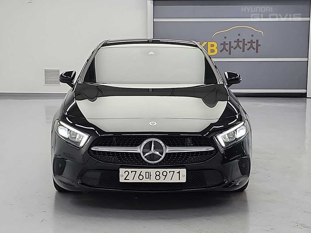BENZ A-Class (4th Generation) A220 Sedan