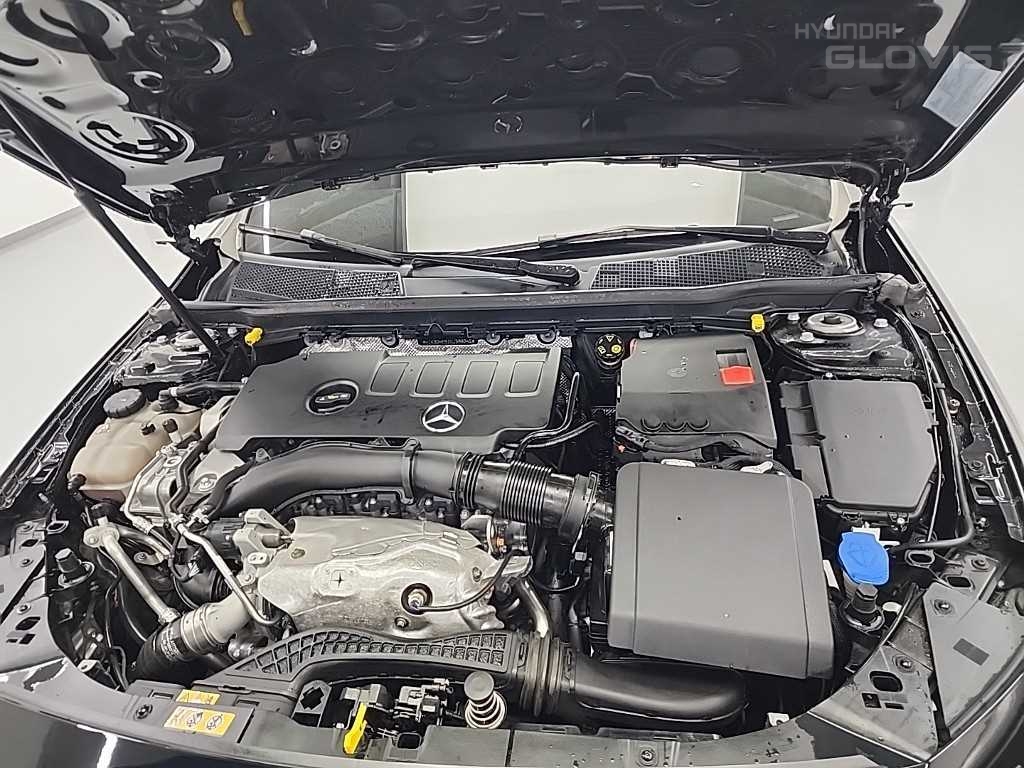 BENZ A-Class (4th Generation) A220 Sedan