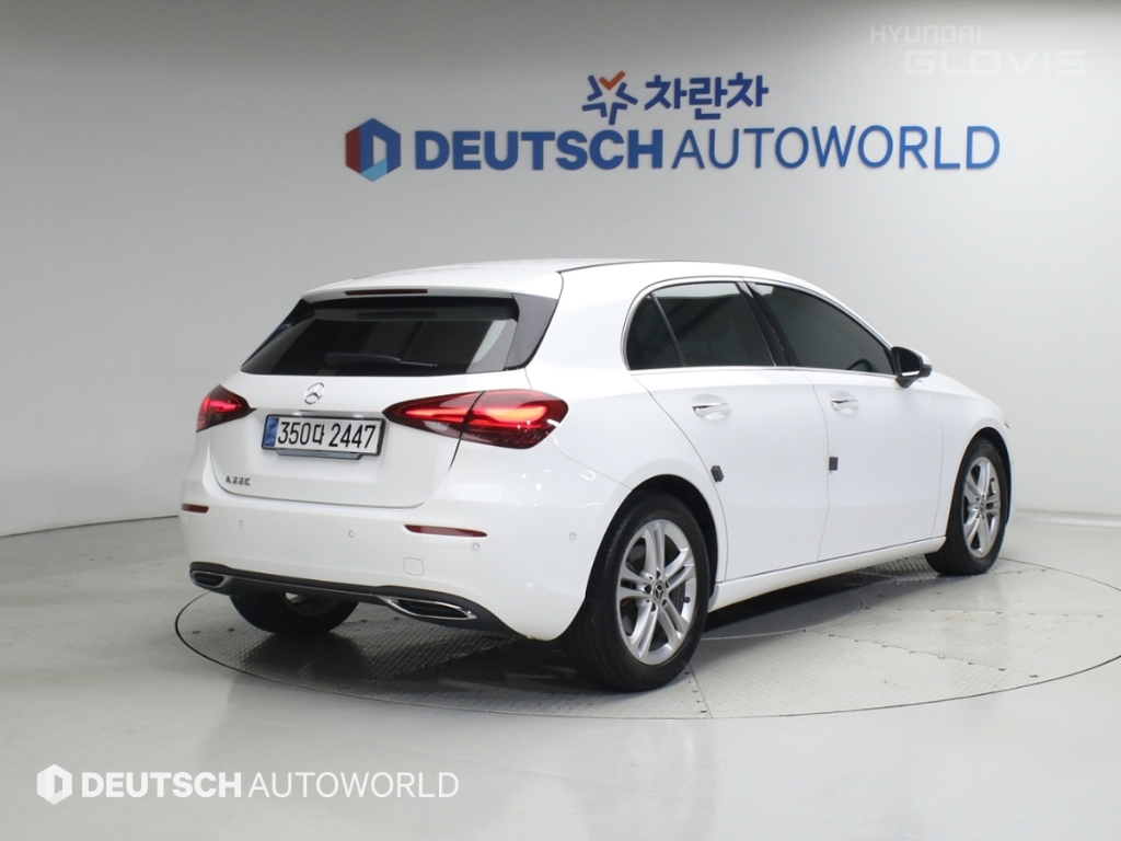 BENZ A-Class (4th Generation) A220