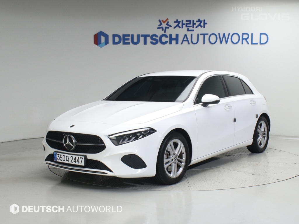 BENZ A-Class (4th Generation) A220
