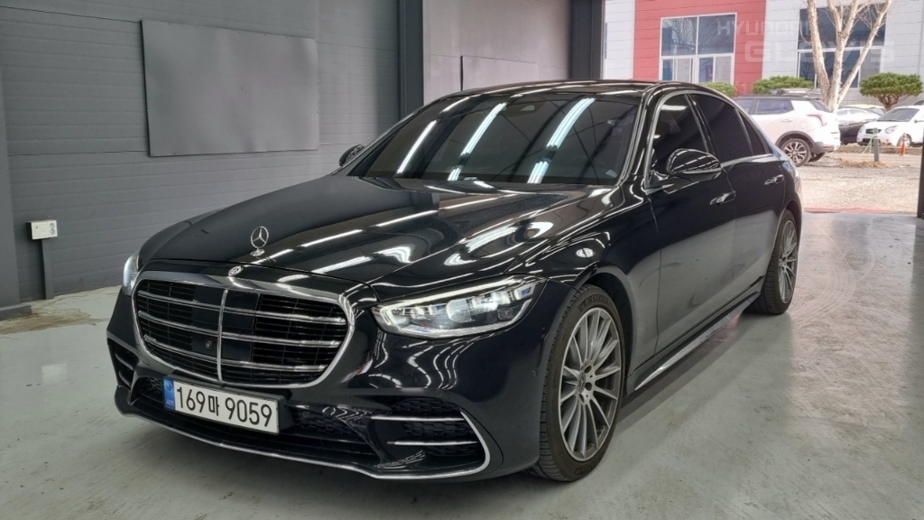 BENZ S-Class (7th Generation) S500 4matic