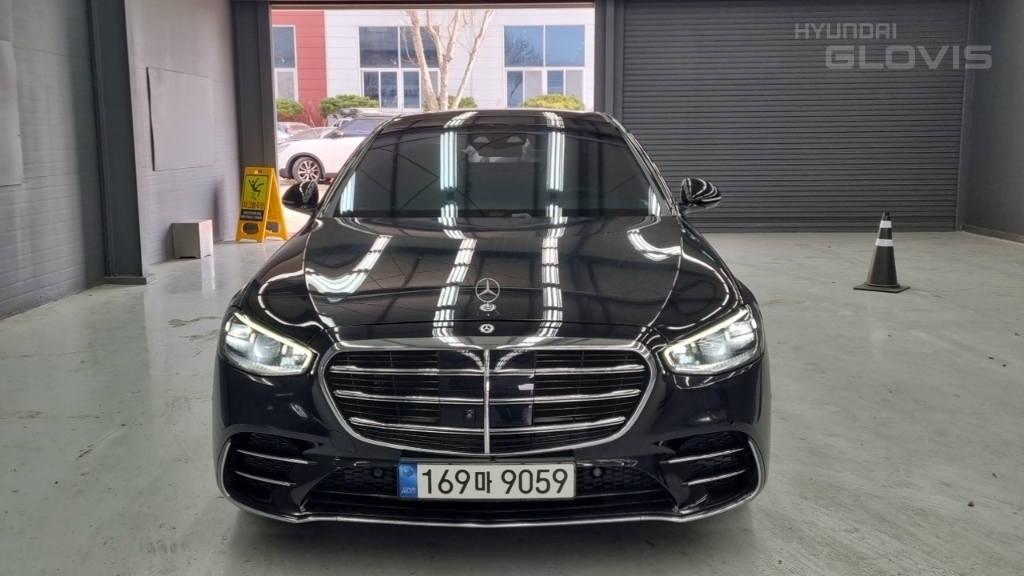 BENZ S-Class (7th Generation) S500 4matic