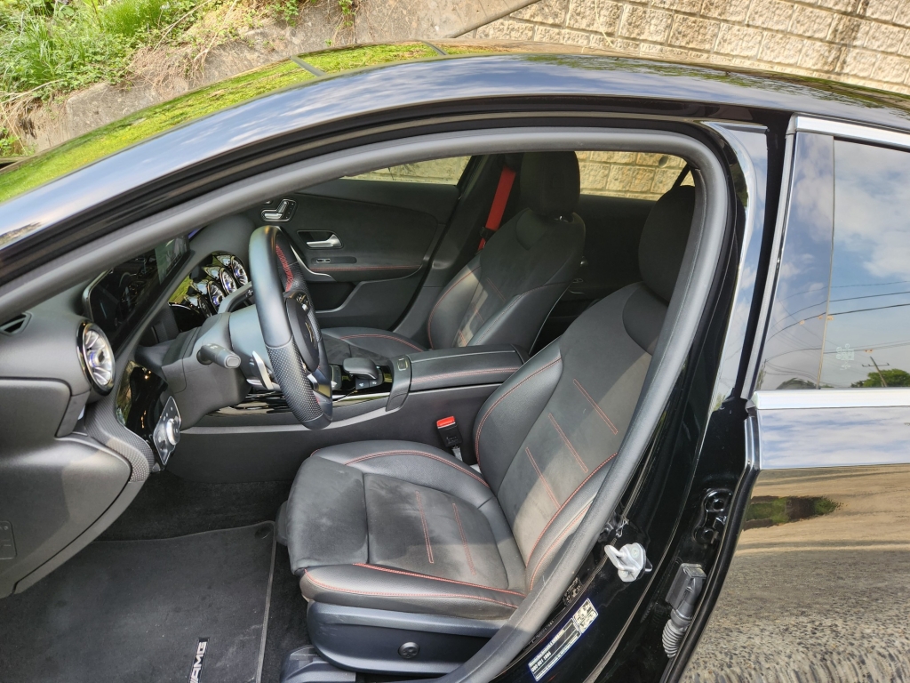BENZ A-Class (4th Generation) A35 AMG 4matic