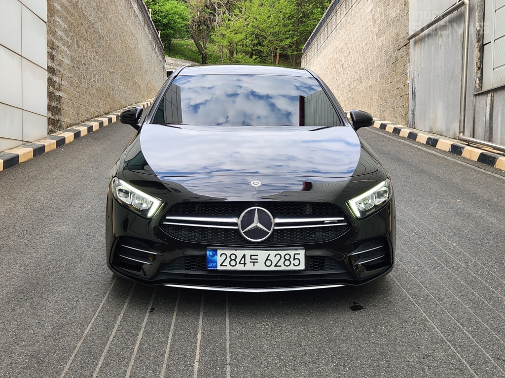 BENZ A-Class (4th Generation) A35 AMG 4matic