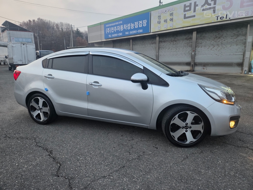 KIA All New Pride 4Door 1.6 GDI