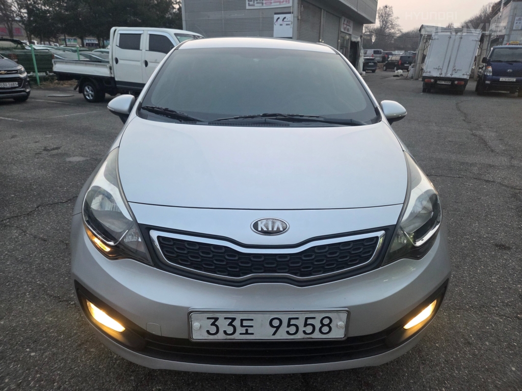 KIA All New Pride 4Door 1.6 GDI