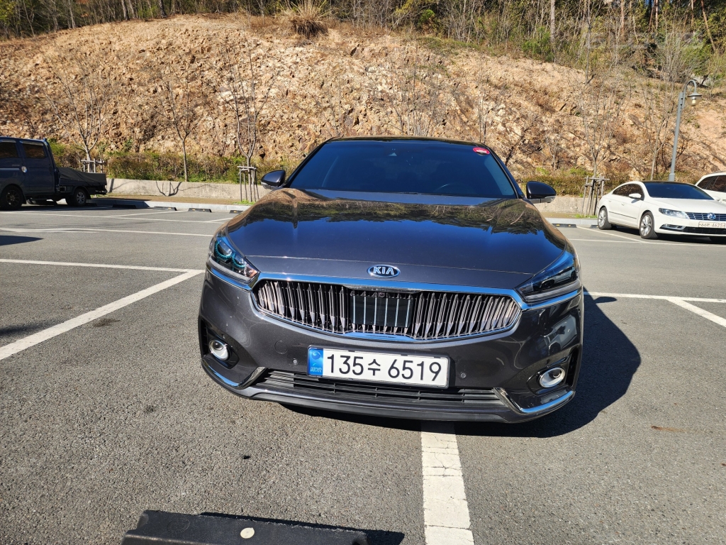 KIA All New K7 Hybrid Prestige