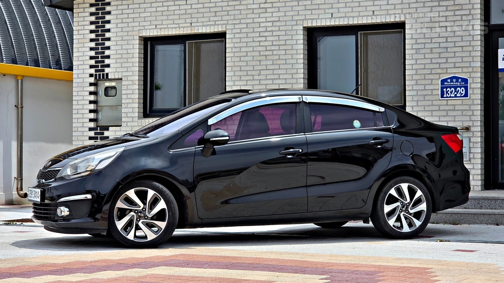 KIA The New Pride 4Door 1.6 GDI