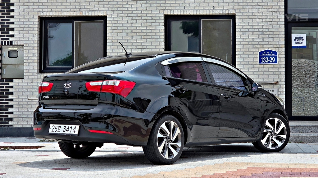 KIA The New Pride 4Door 1.6 GDI