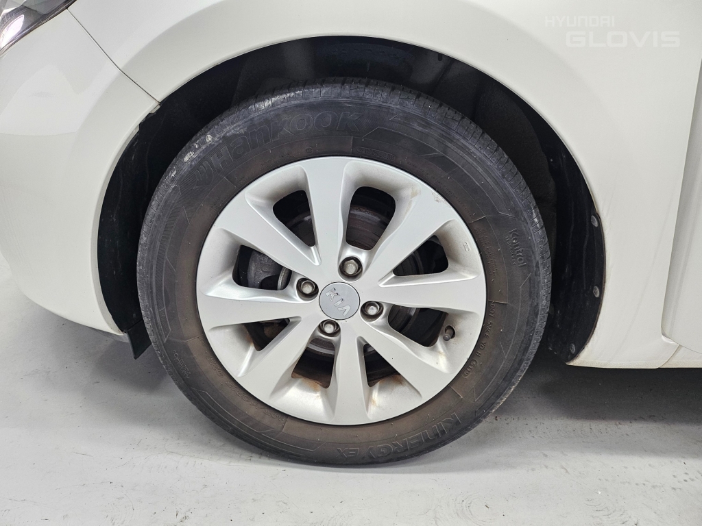 KIA All New Pride 4Door 1.4 MPI