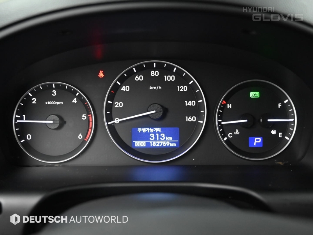 Hyundai The New Grand Starex 4WD Wagon 11-seater Modern