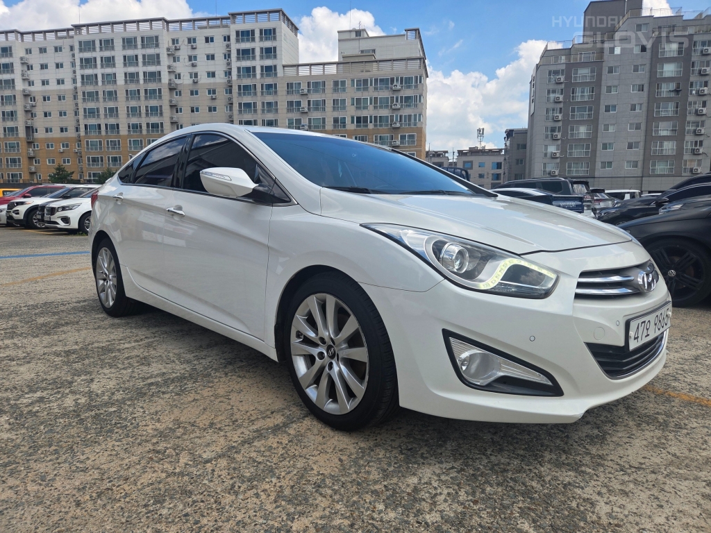 HYUNDAI I40 Saloon 2.0 GDI