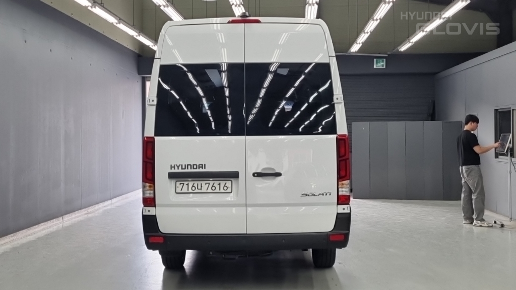HYUNDAI Solati 15-Seater