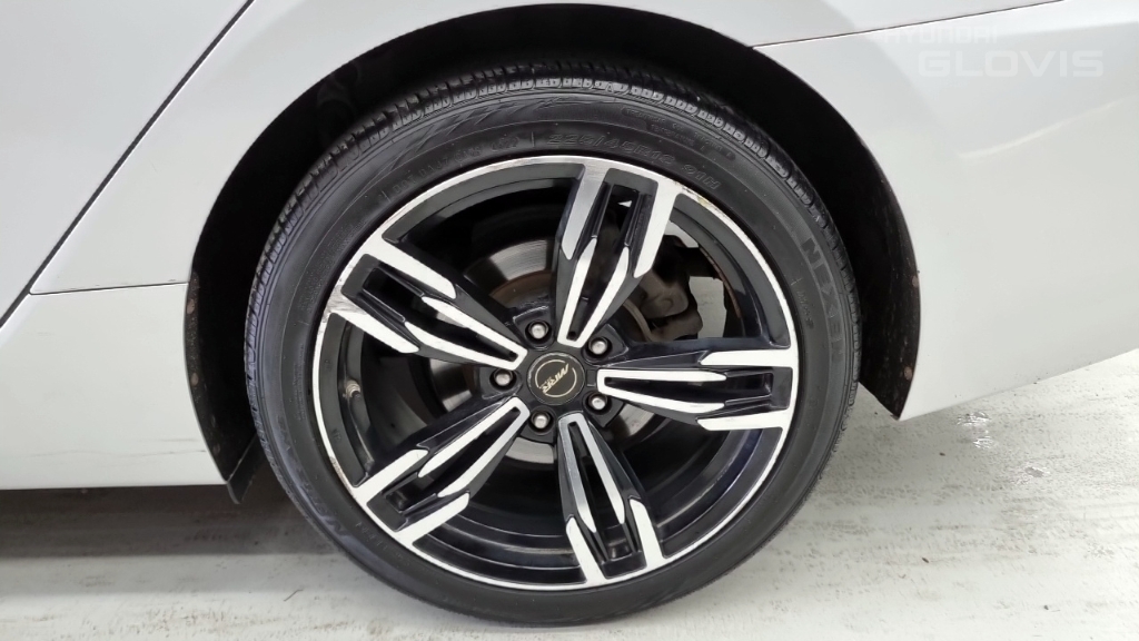 HYUNDAI I40 Saloon 1.7 VGT