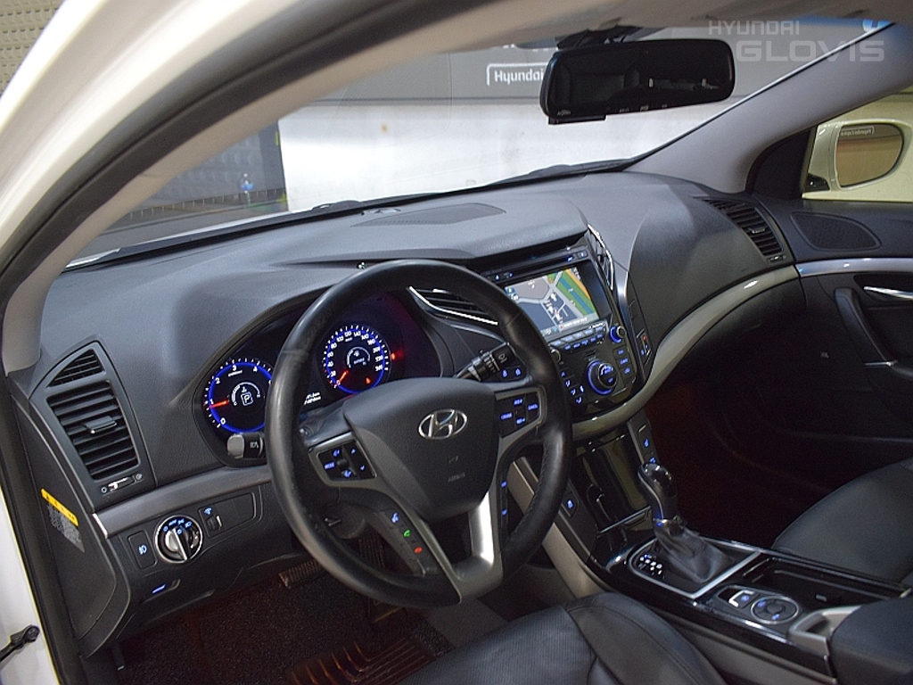 HYUNDAI I40 Saloon 1.7 VGT