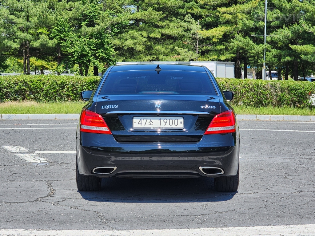 HYUNDAI Ecuus (New Model) VS500