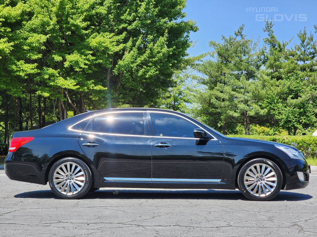 HYUNDAI Ecuus (New Model) VS500