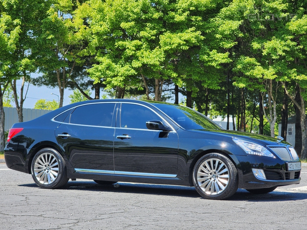 HYUNDAI Ecuus (New Model) VS500