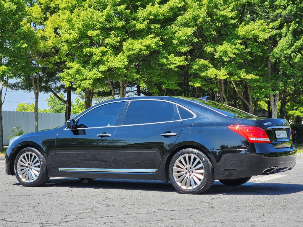 HYUNDAI Ecuus (New Model) VS500