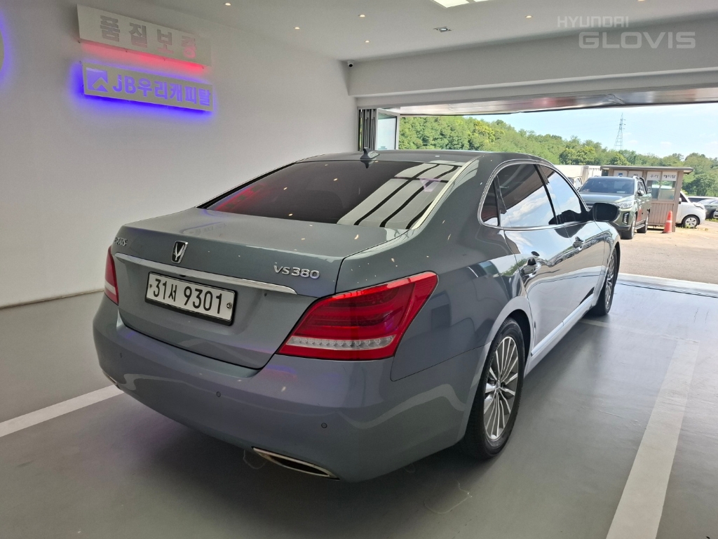 HYUNDAI Ecuus (New Model) VS380