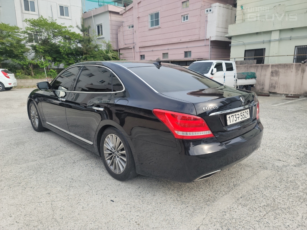 HYUNDAI Ecuus (New Model) VS380