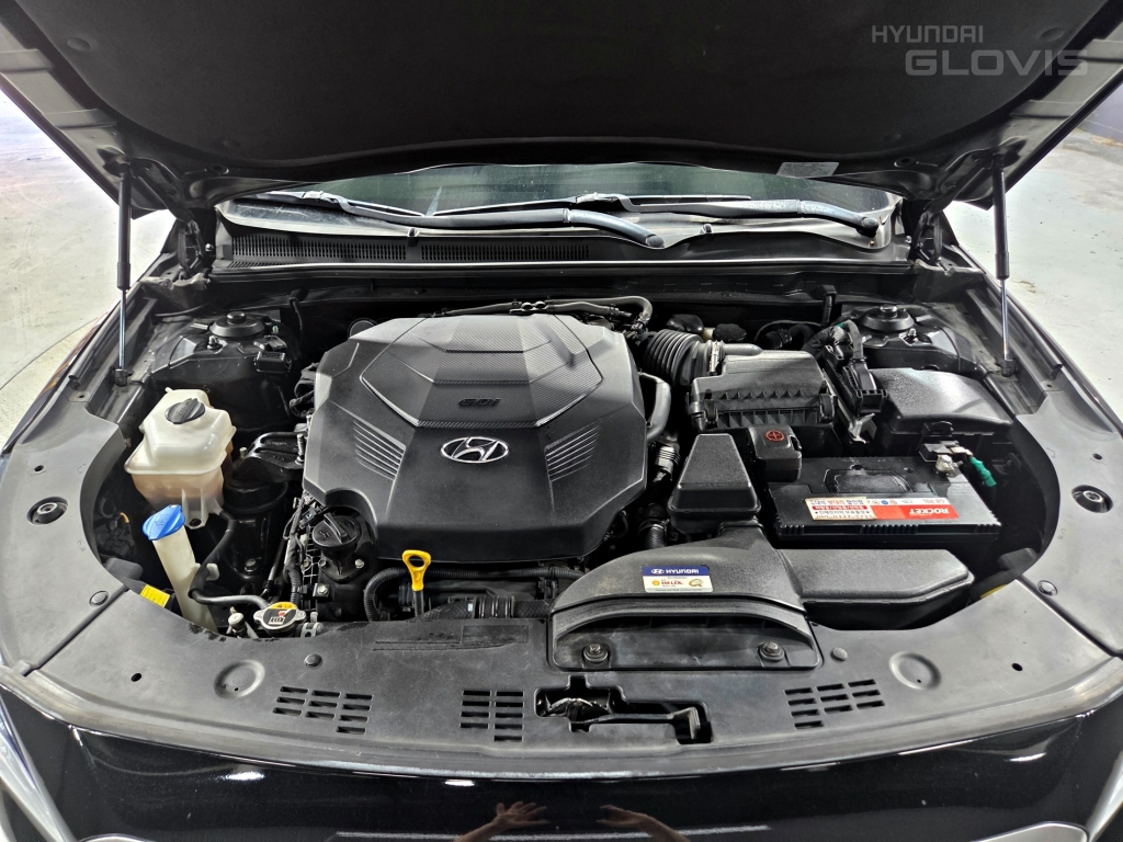 HYUNDAI Aslan G300