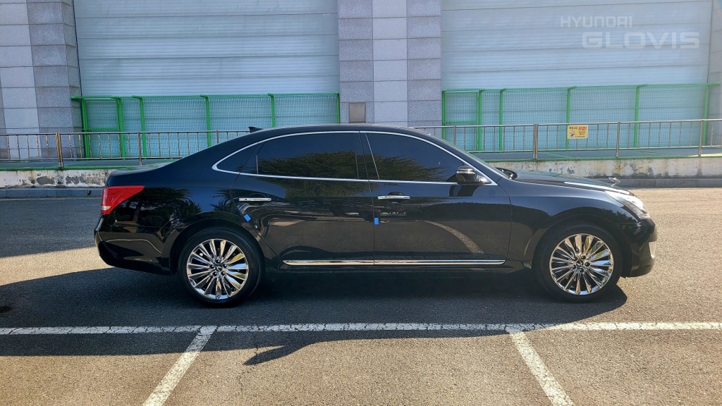 HYUNDAI Ecuus (New Model) VS380