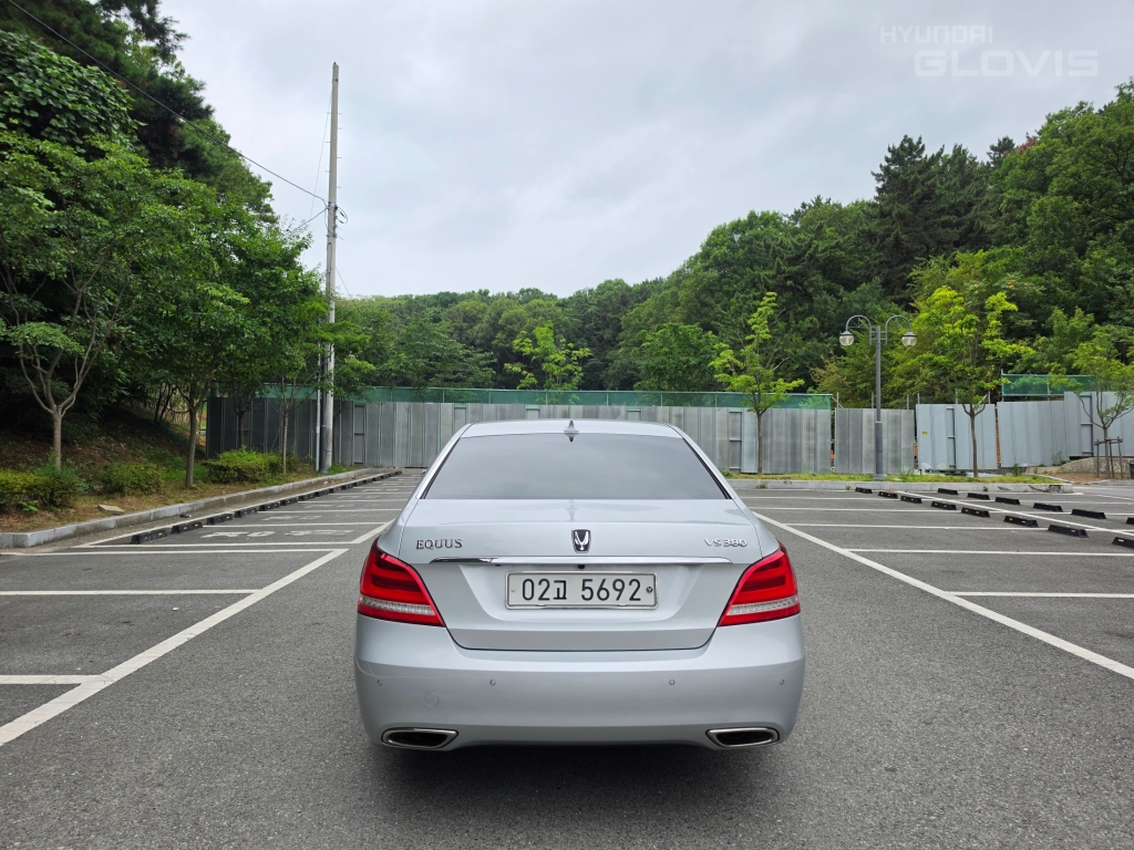 HYUNDAI Ecuus (New Model) VS380