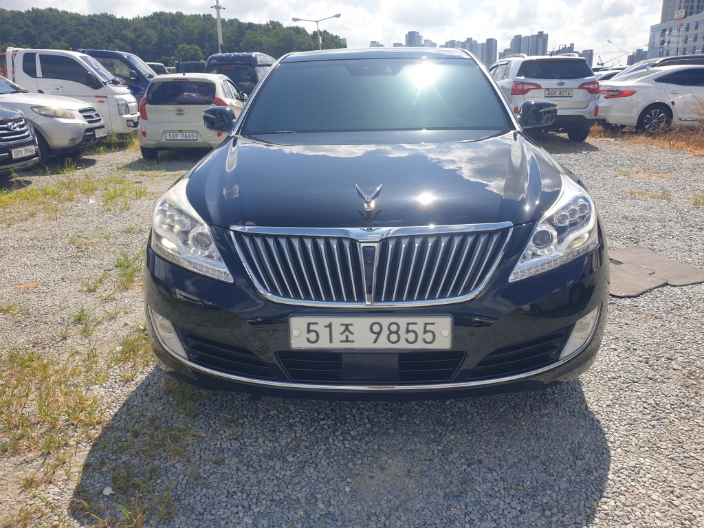 HYUNDAI Ecuus (New Model) VS500