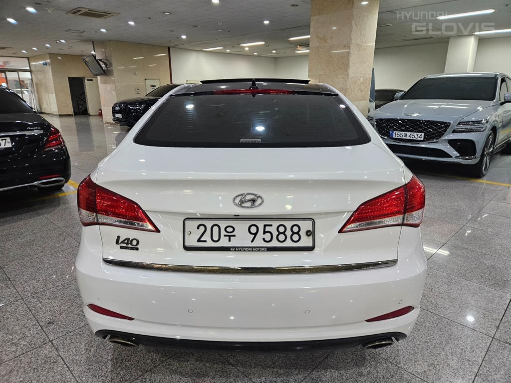 HYUNDAI I40 Saloon 1.7 VGT