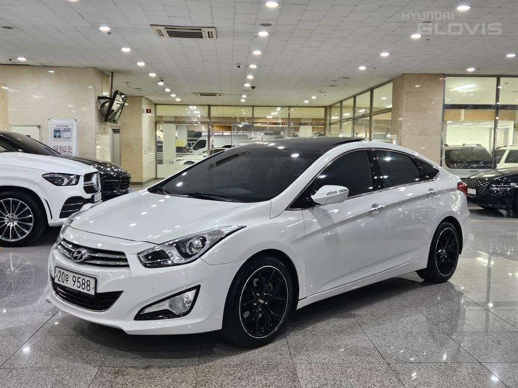 HYUNDAI I40 Saloon 1.7 VGT