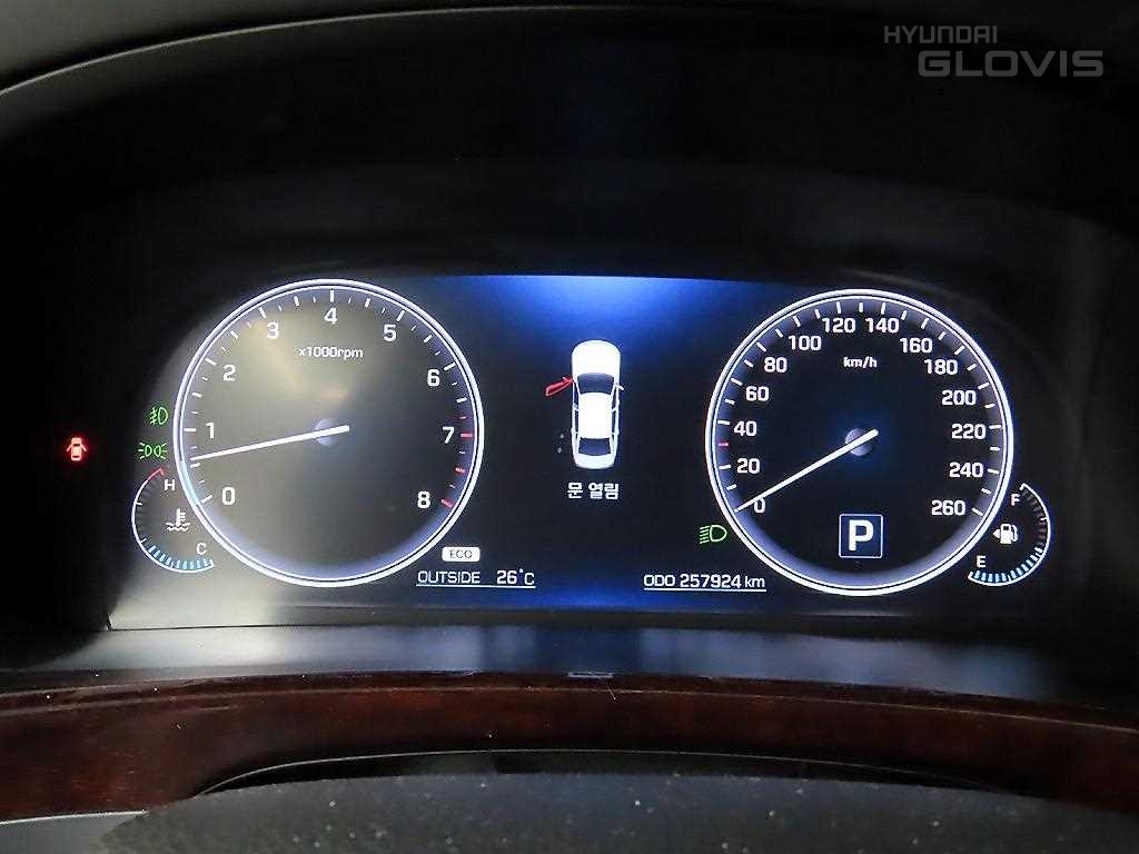 HYUNDAI Ecuus (New Model) VL380