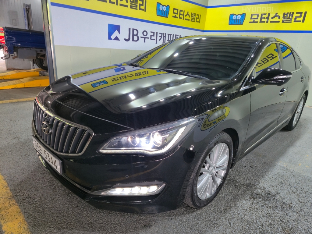 HYUNDAI Aslan G300