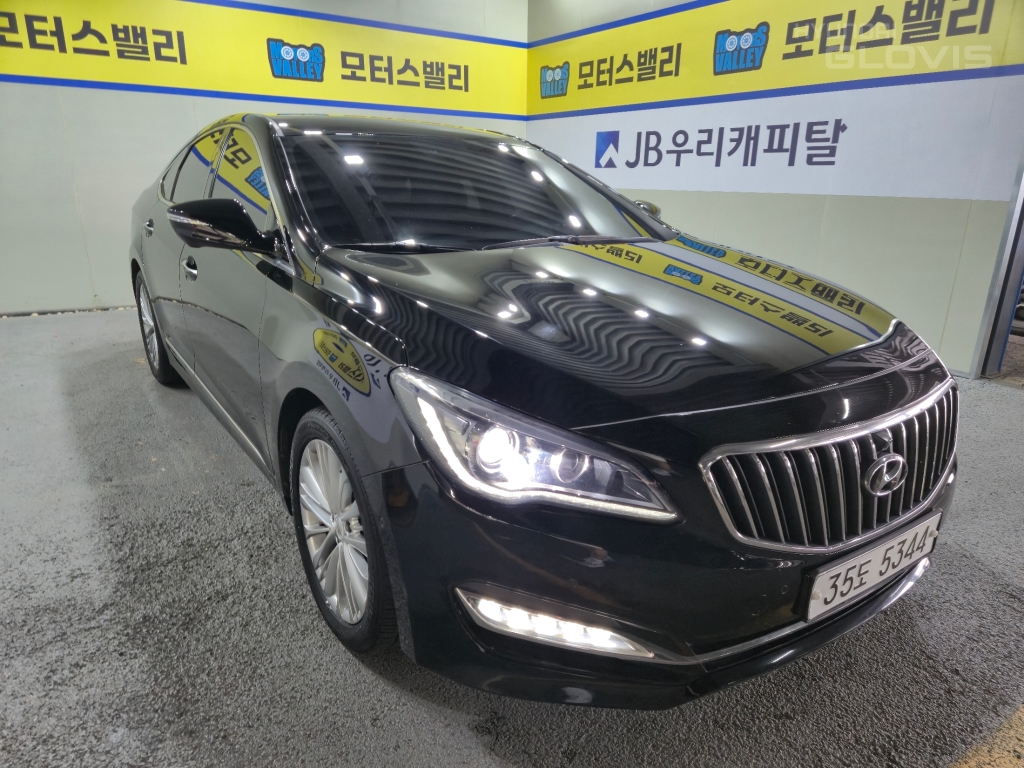 HYUNDAI Aslan G300