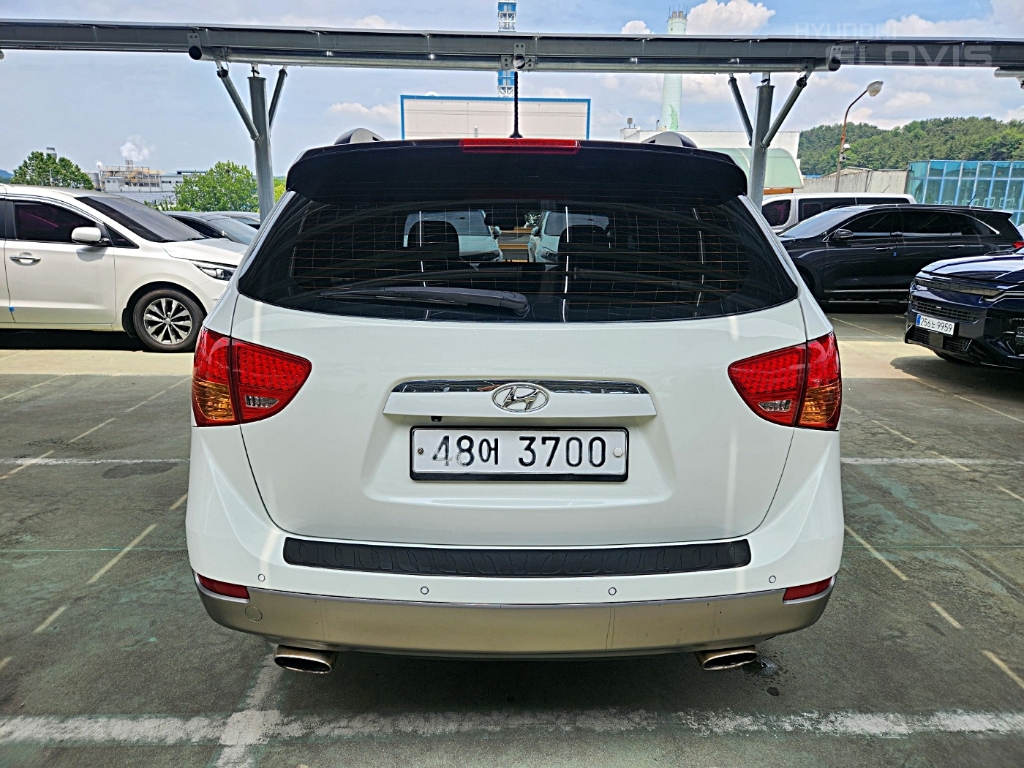 HYUNDAI Veracruz Diesel 2WD
