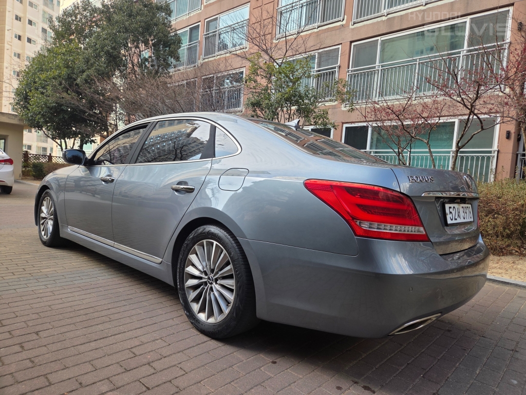 HYUNDAI Ecuus (New Model) VS380