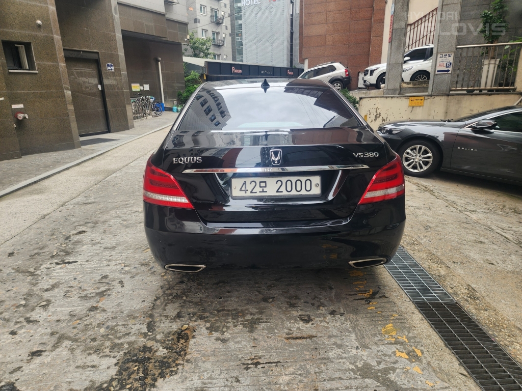 HYUNDAI Ecuus (New Model) VS380