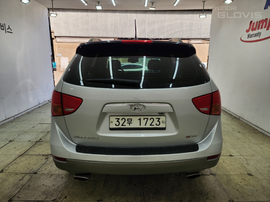 HYUNDAI Veracruz Diesel 2WD