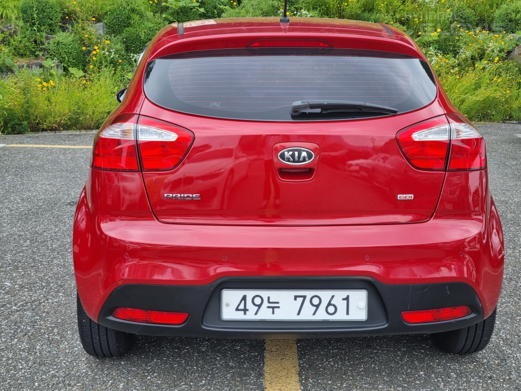 KIA All New Pride 5Door 1.6 GDI