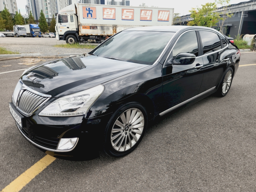 HYUNDAI Ecuus (New Model) VS380