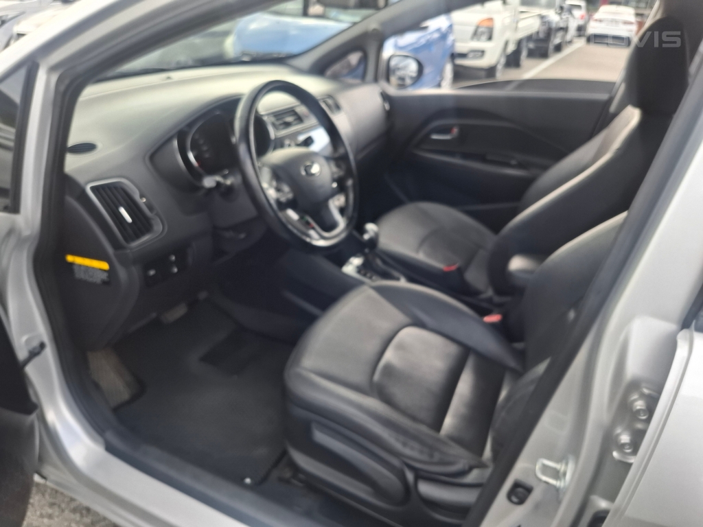 KIA The New Pride 5Door 1.6 GDI