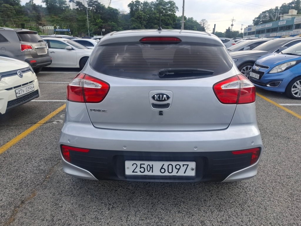 KIA The New Pride 5Door 1.6 GDI