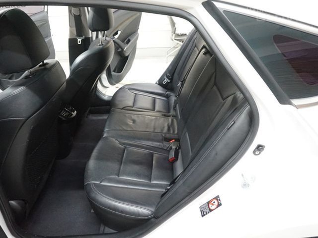 HYUNDAI I40 Saloon 2.0 GDI