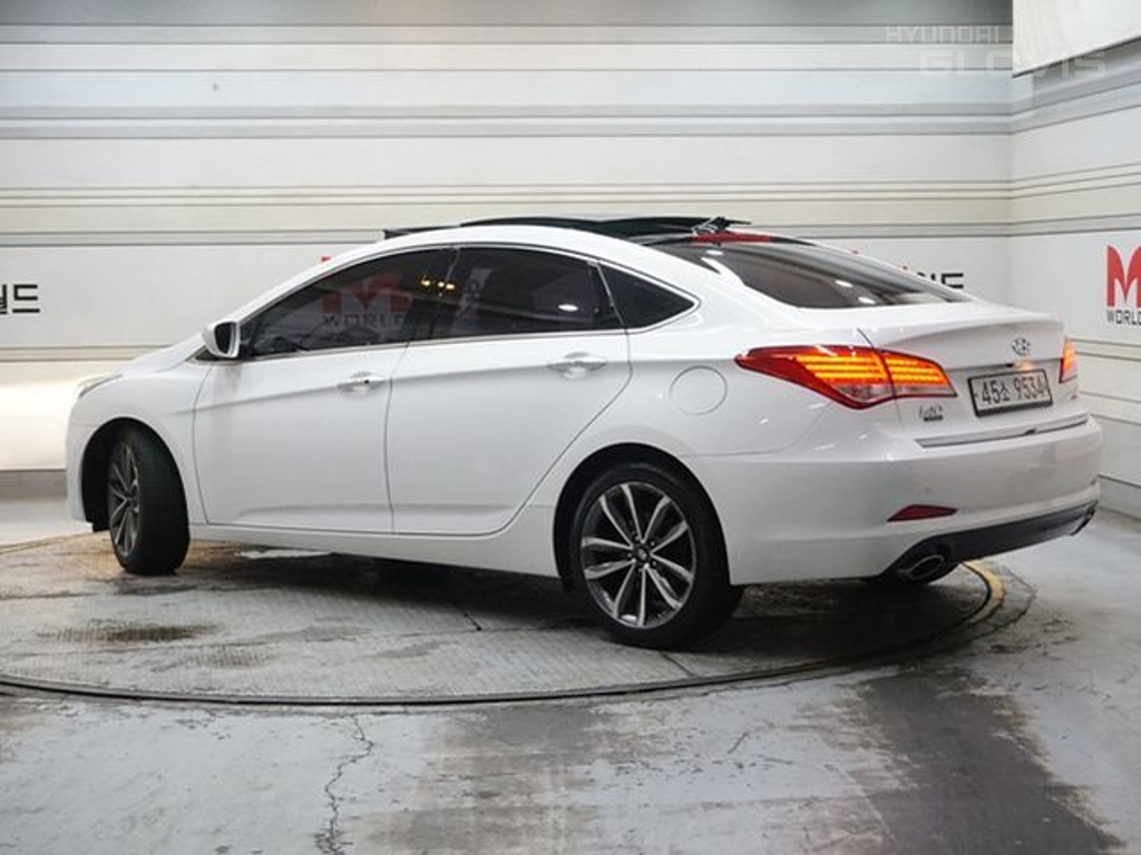 HYUNDAI I40 Saloon 2.0 GDI