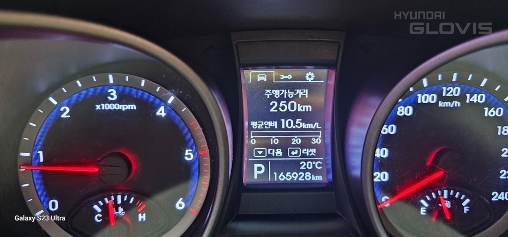 HYUNDAI Maxcruz Diesel R2.2 2WD