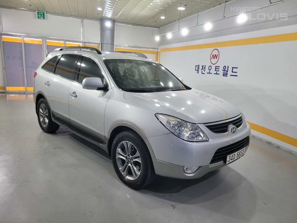 HYUNDAI Veracruz Diesel 2WD