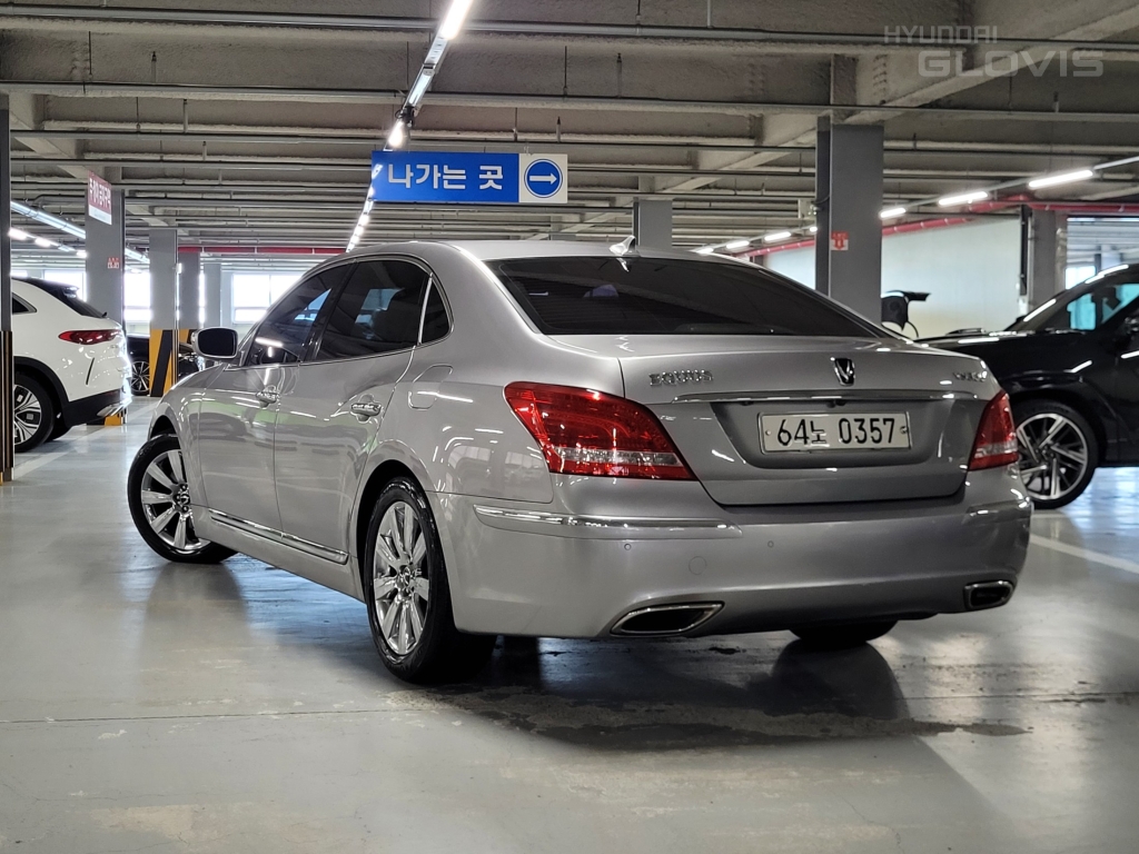 HYUNDAI Ecuus (New Model) VS380