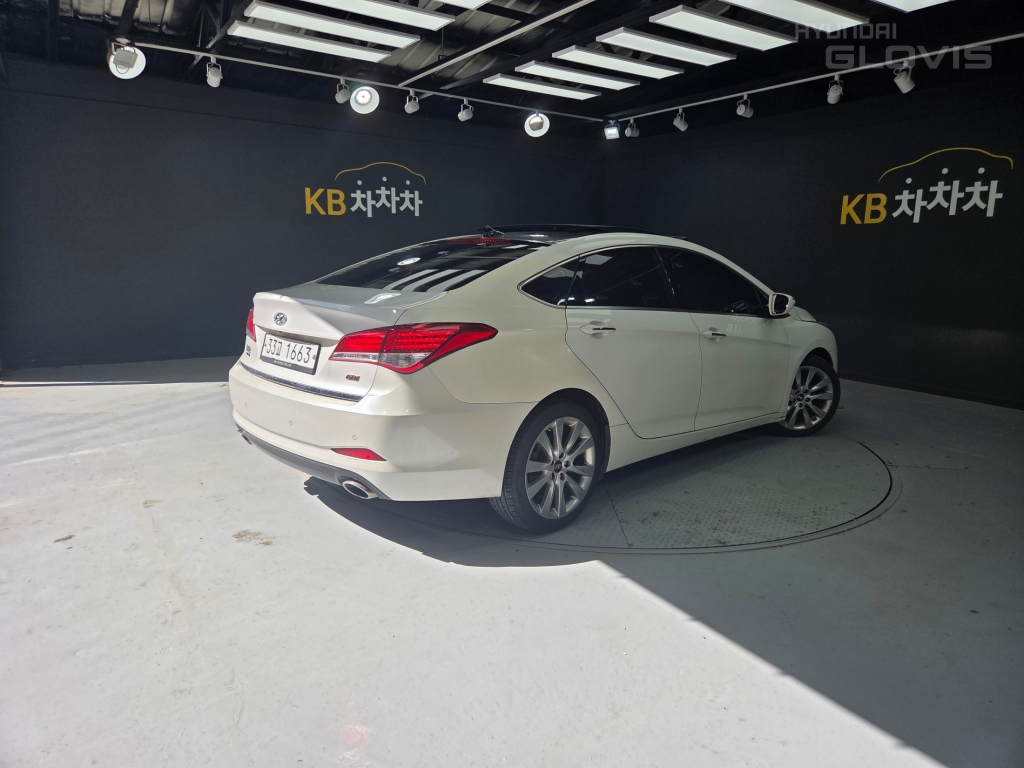 HYUNDAI I40 Saloon 2.0 GDI